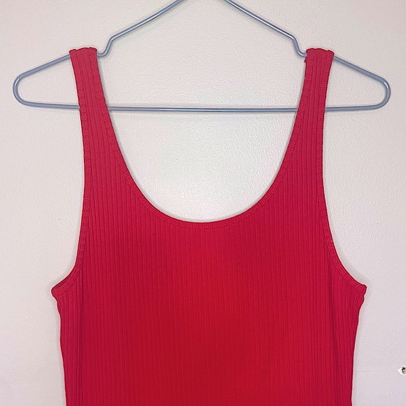 Wilfred Free | Aritzia Red Ribbed Murdock Midi Dress Size Medium - Picture 3 of 6